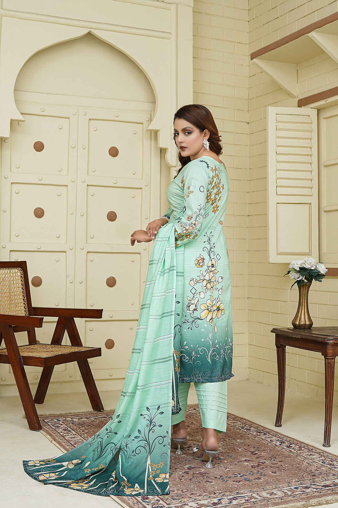 Unstitched 3 Piece - Printed Lawn Suit