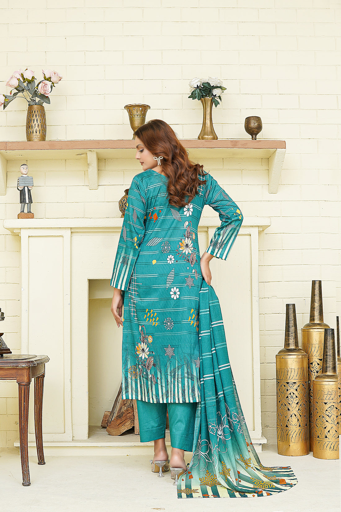 Unstitched 3 Piece - Printed Lawn Suit